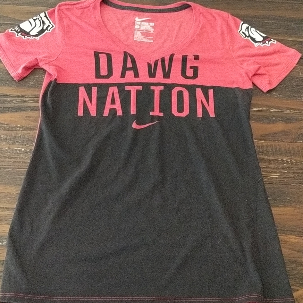 Nike Georgia University Dawg Nation Vneck Tee